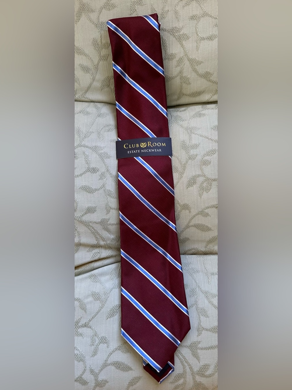 NWT Club Room Men’s Burgundy Striped Tie